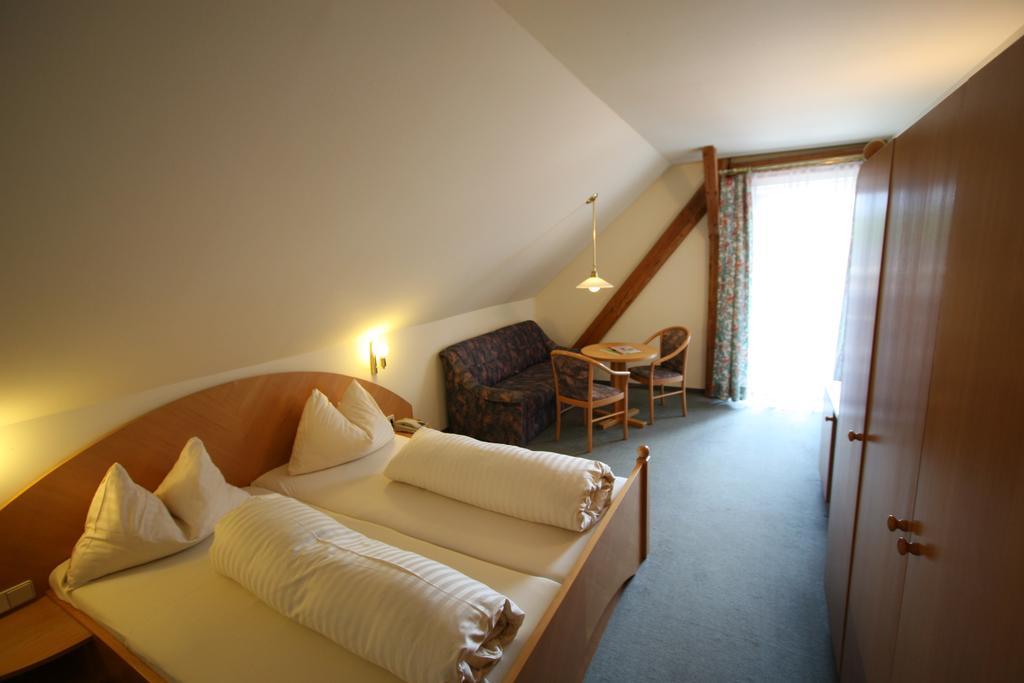 Landhotel Kreinerhof Mollbrucke Exterior photo